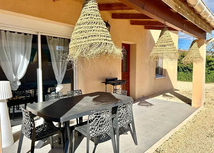 Maison Piscine & Spa Vallon Pont D\'Arc