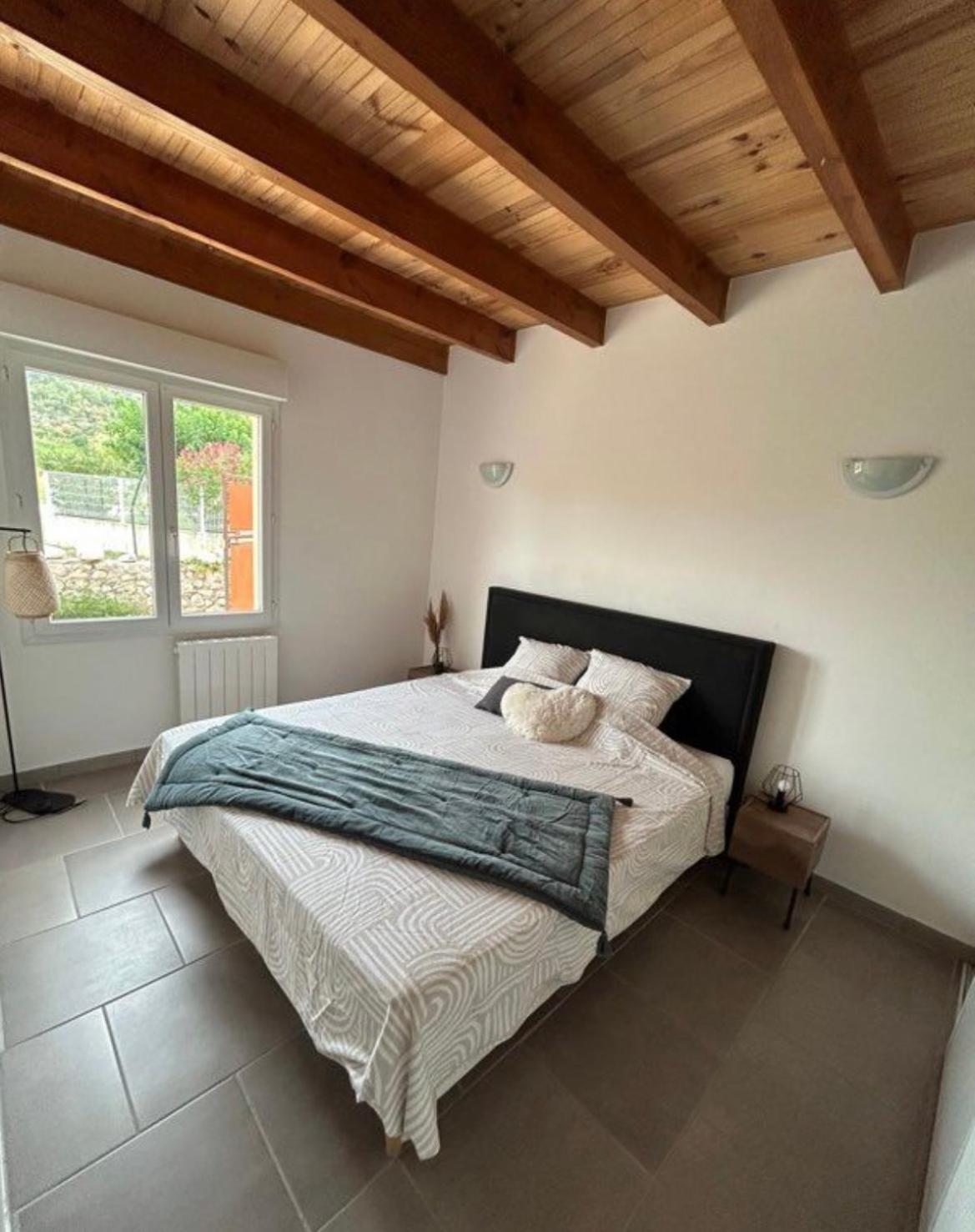 Maison Piscine & Pont D'arc Holiday home *